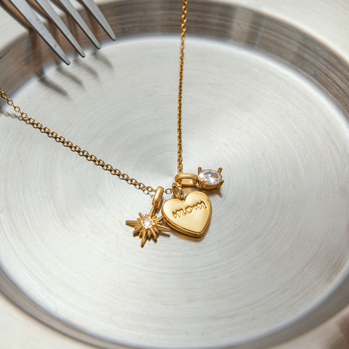Mom’s Radiant Love Necklace